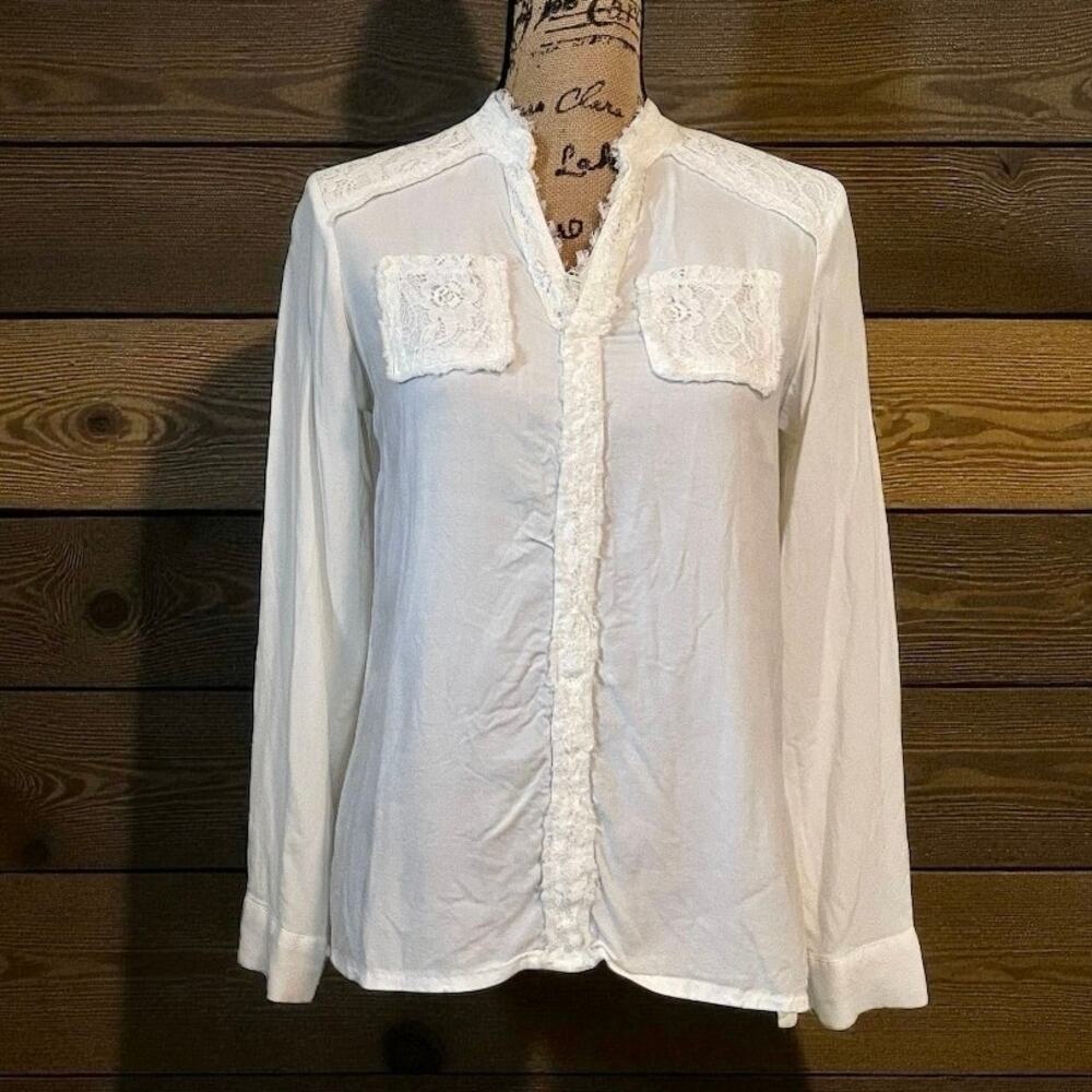 Cato Ivory Lace Ruffle Detail Long Sleeve Collared Button-Up Blouse Size S